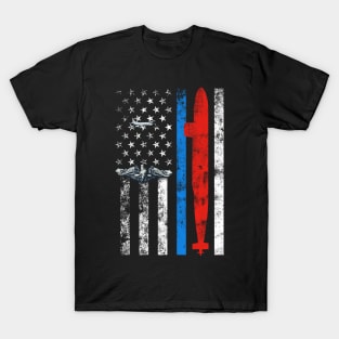 US Submariner Veteran Silent Service Pride Runs Deep - Gift for Veterans Day 4th of July or Patriotic Memorial Day T-Shirt